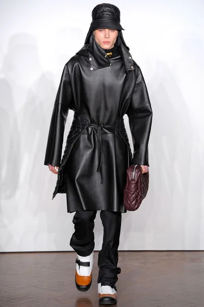 Look 23